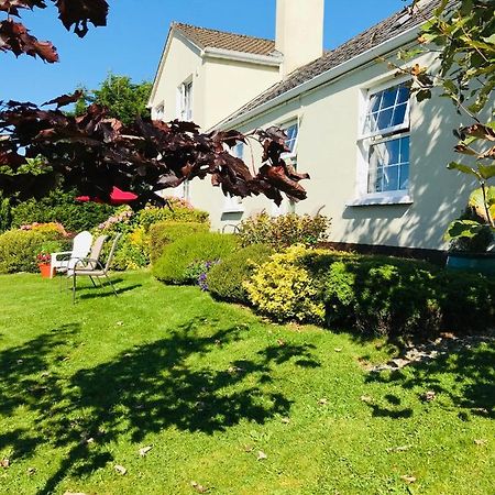 Hillcrest Farmhouse Bed & Breakfast Boyhollagh 外观 照片